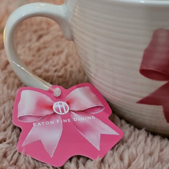 Coquette Girl Bow Mug NWT - Pink and cute (Eaton Fine Dining) - Picture 3 of 4